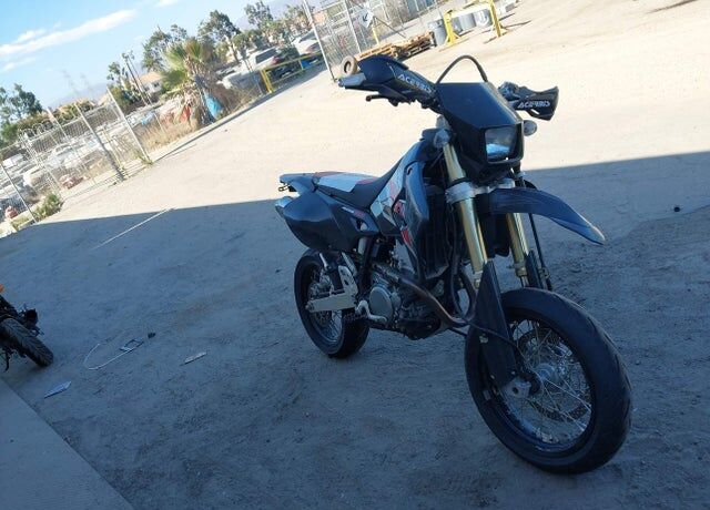 2022 SUZUKI DR-Z400SM