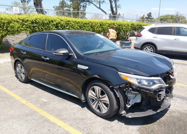 2017 KIA Optima