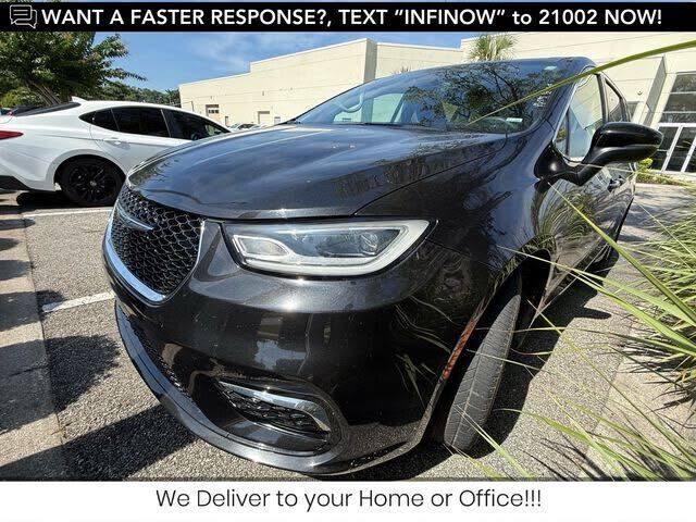 2023 CHRYSLER Pacifica