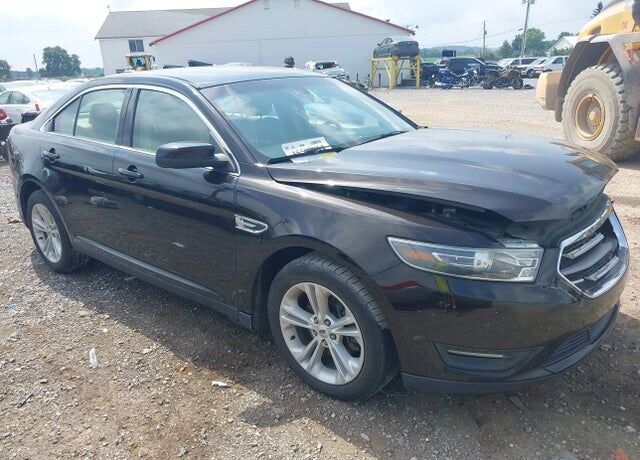 2014 FORD Taurus