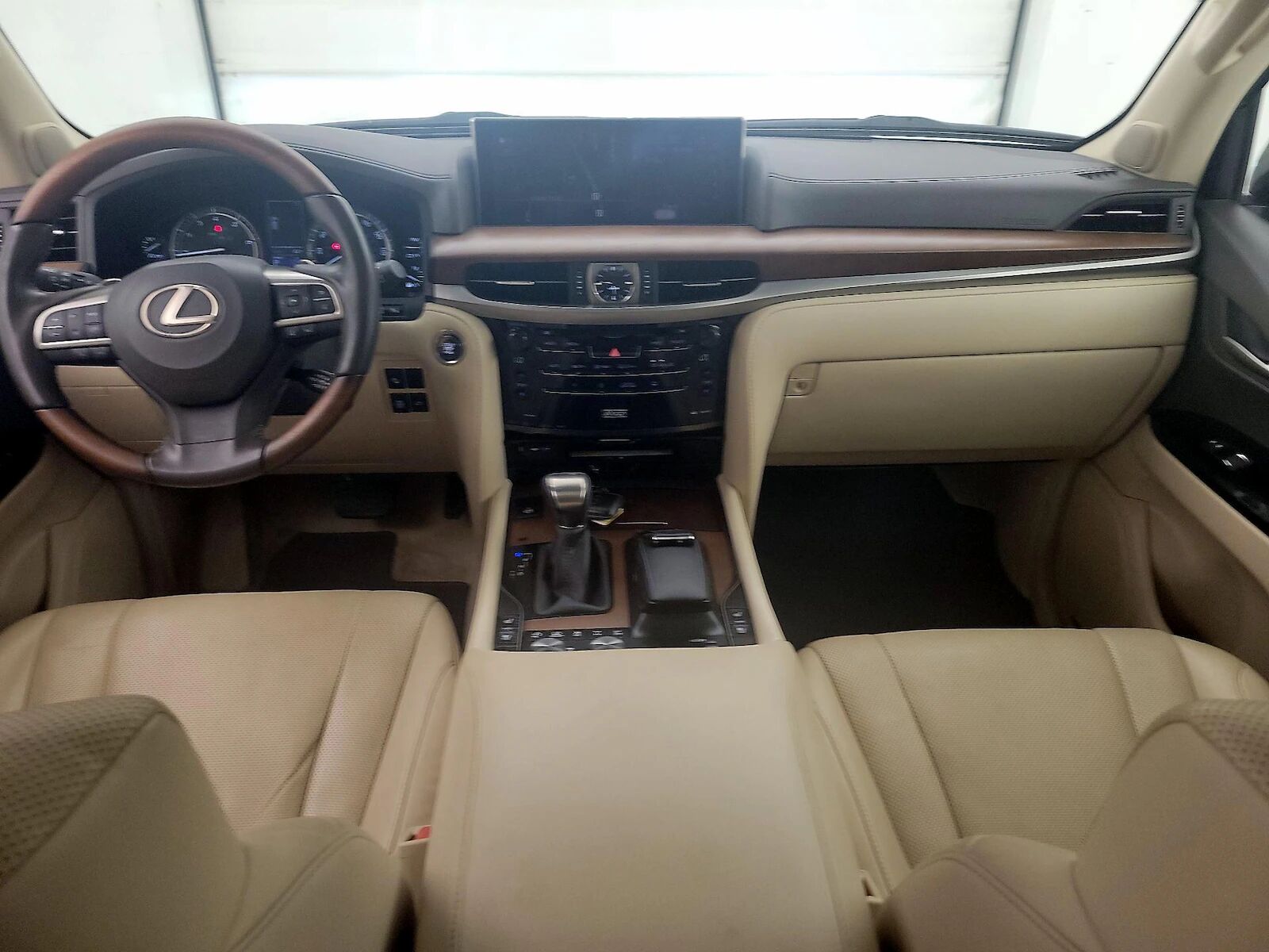 2020 LEXUS LX