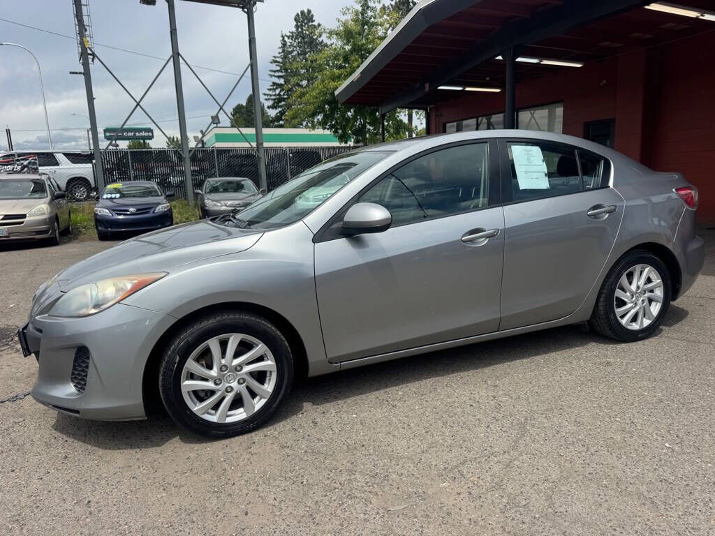 2012 MAZDA Mazda3