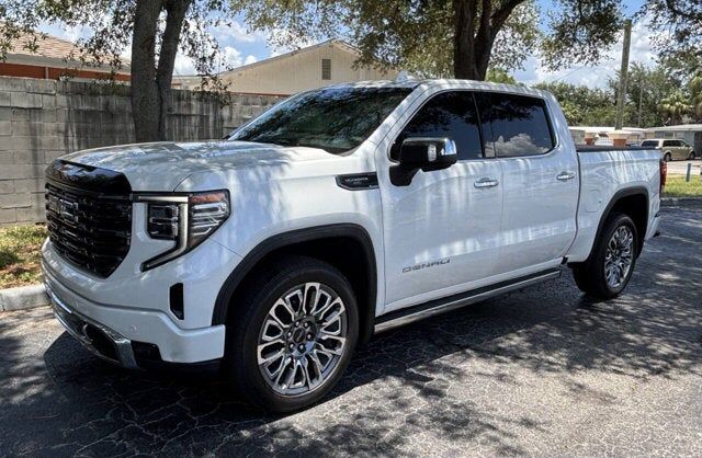 2025 GMC Sierra