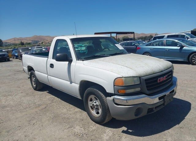 2004 GMC Sierra