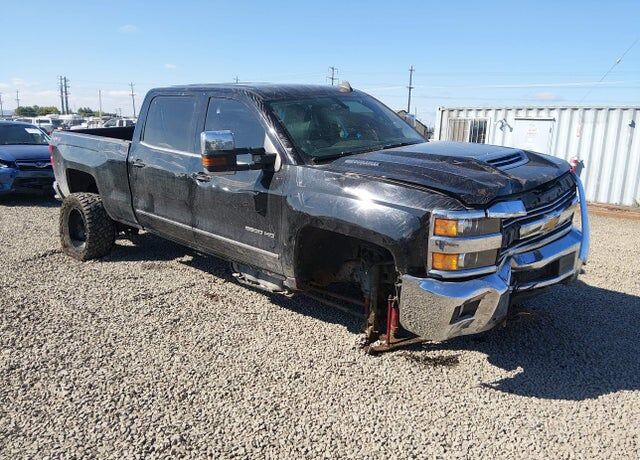2018 CHEVROLET Silverado