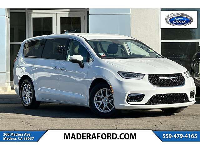 2023 CHRYSLER Pacifica