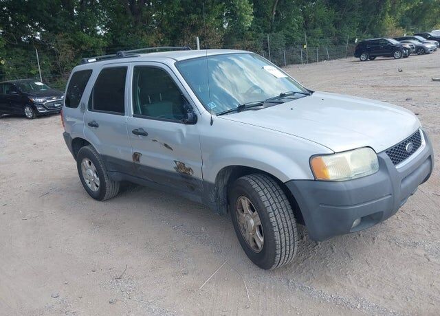 2004 FORD Escape