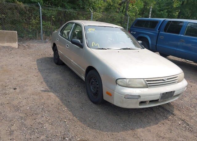 1997 NISSAN Altima