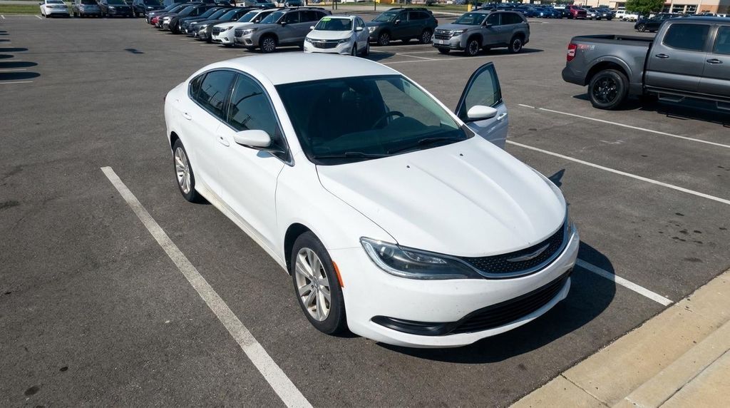 2017 CHRYSLER 200