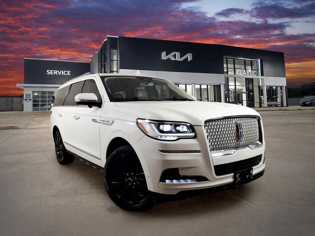 2024 LINCOLN Navigator