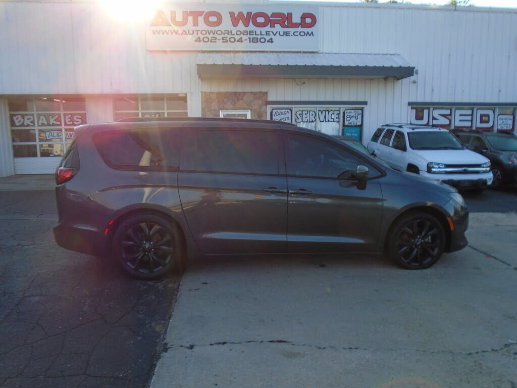 2018 CHRYSLER Pacifica
