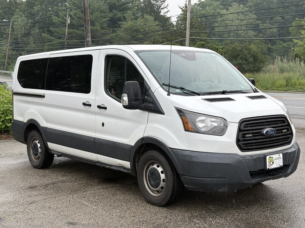 2017 FORD Transit