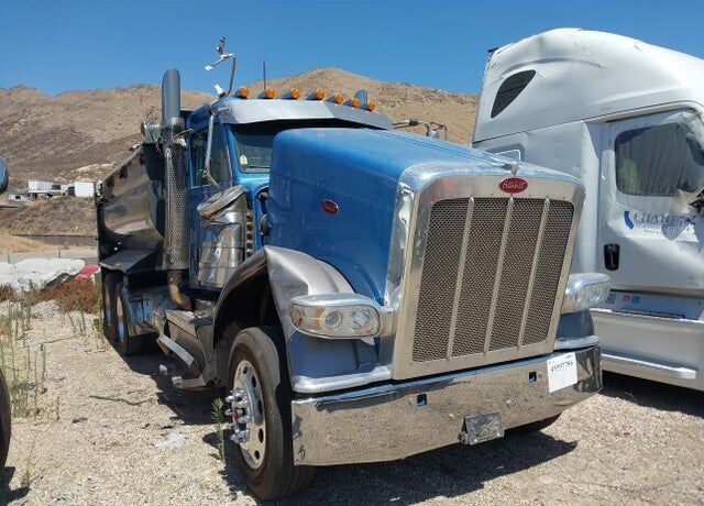 2019 PETERBILT 389
