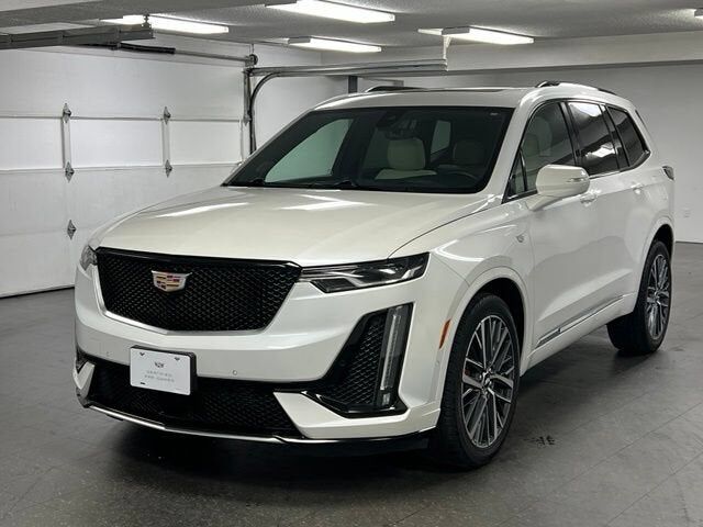 2025 CADILLAC XT6