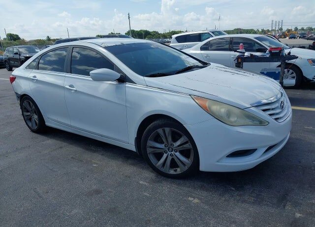 2011 HYUNDAI Sonata