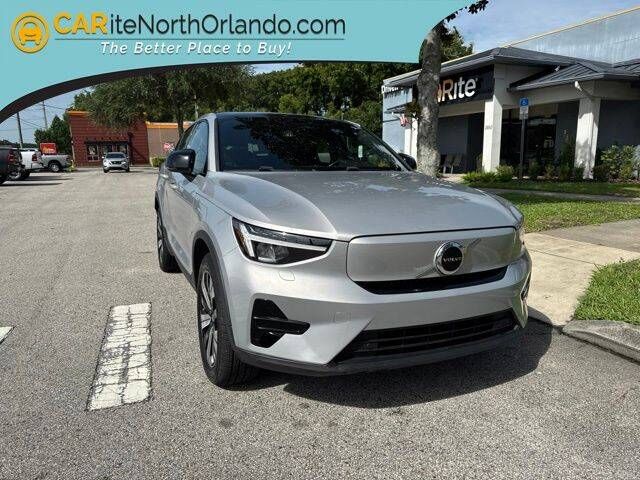 2023 VOLVO C40