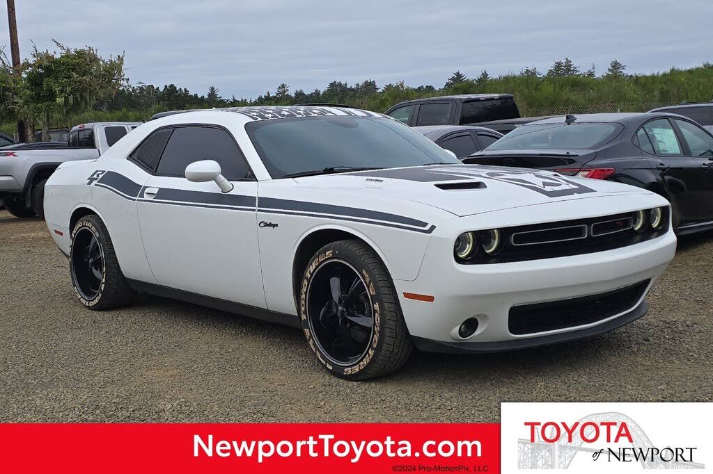 2015 DODGE Challenger