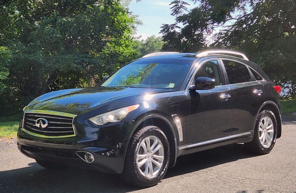 2012 INFINITI FX35