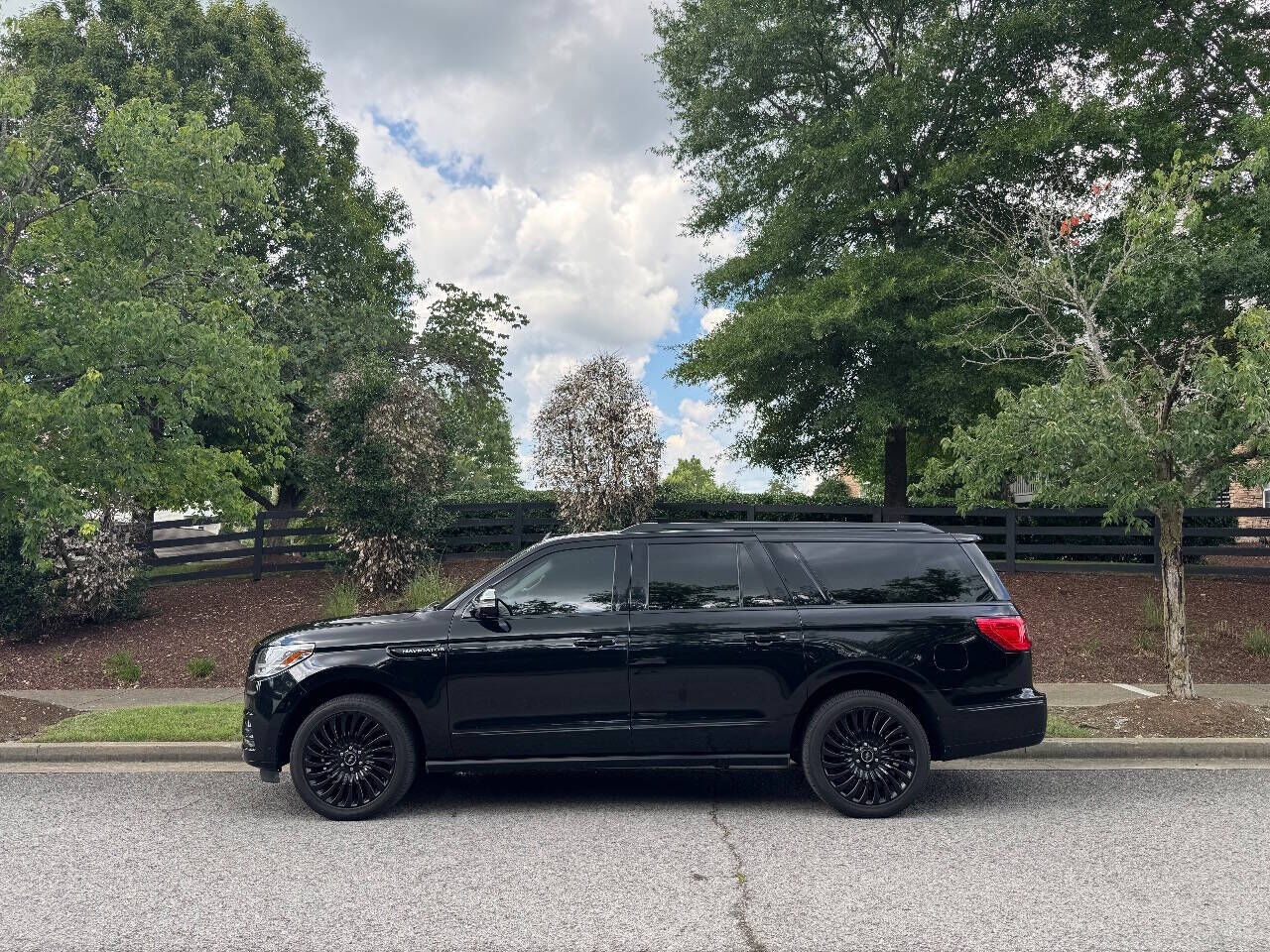 2019 LINCOLN Navigator L