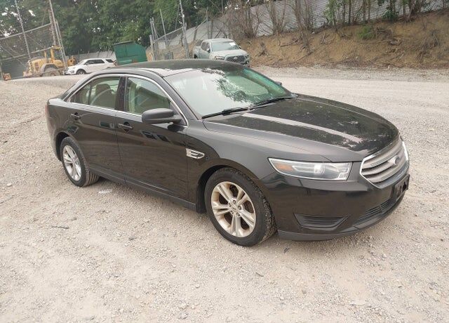2015 FORD Taurus