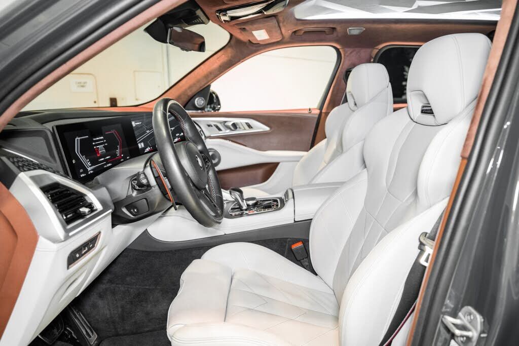 2024 BMW XM