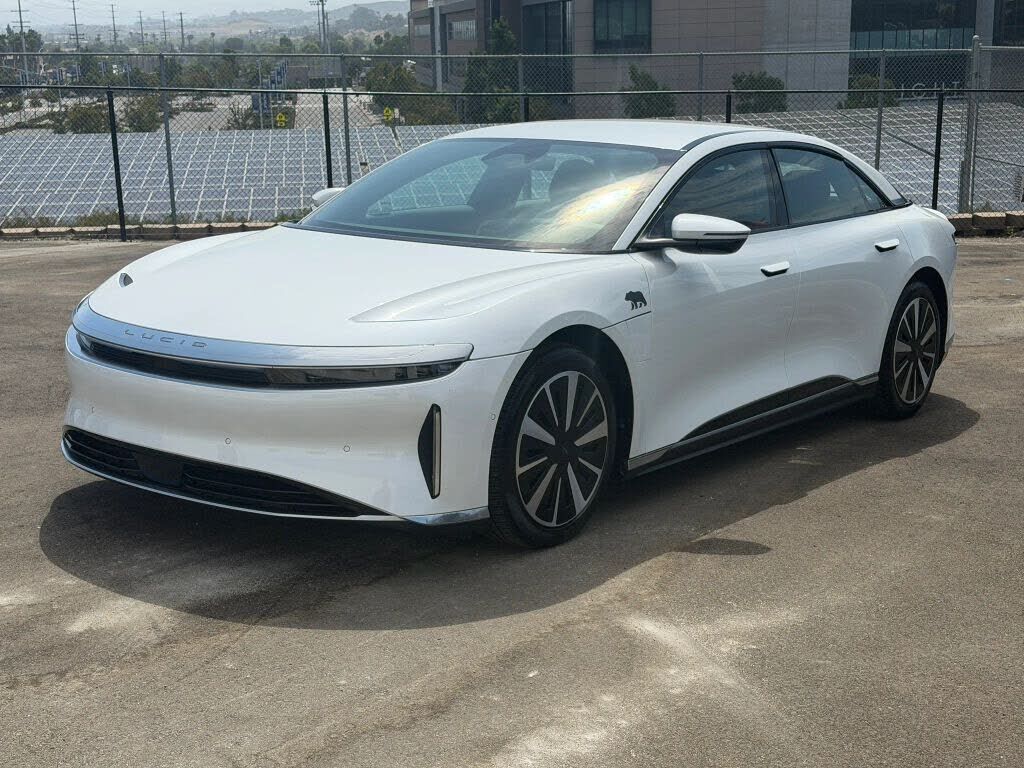 2024 LUCID MOTORS Air