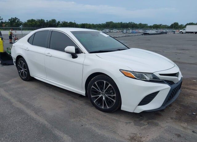 2019 TOYOTA Camry