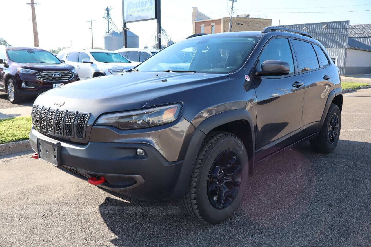 2020 JEEP Cherokee