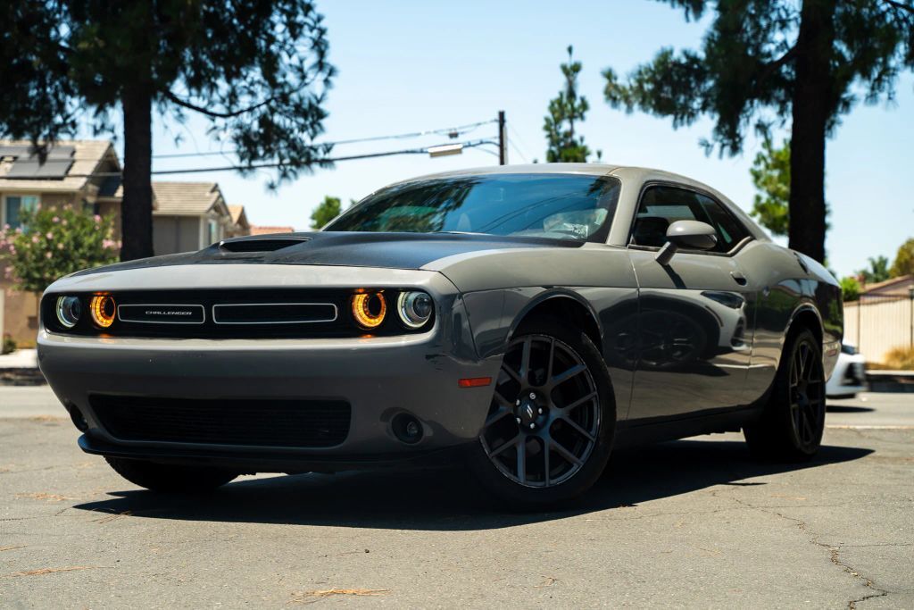2017 DODGE Challenger