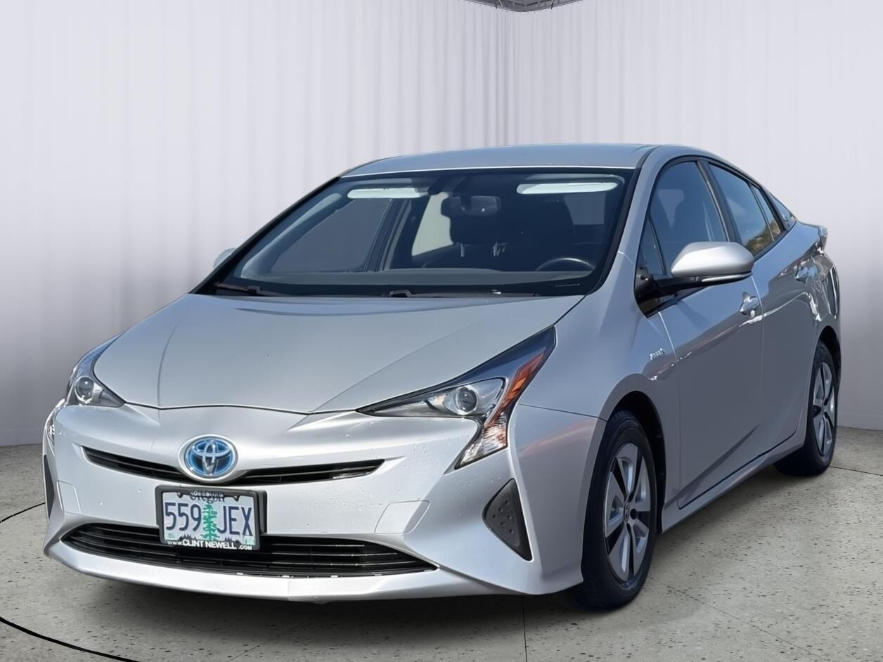 2016 TOYOTA PRIUS