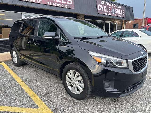 2017 KIA Sedona
