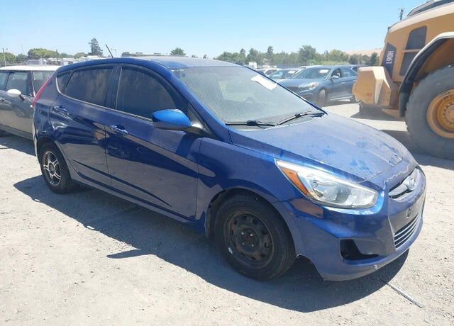 2015 HYUNDAI Accent