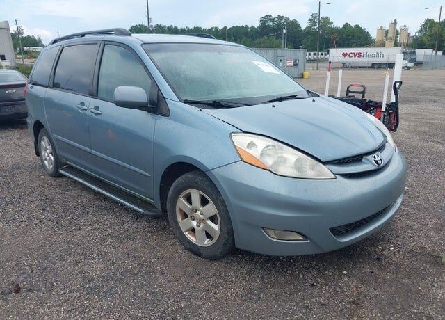 2007 TOYOTA Sienna