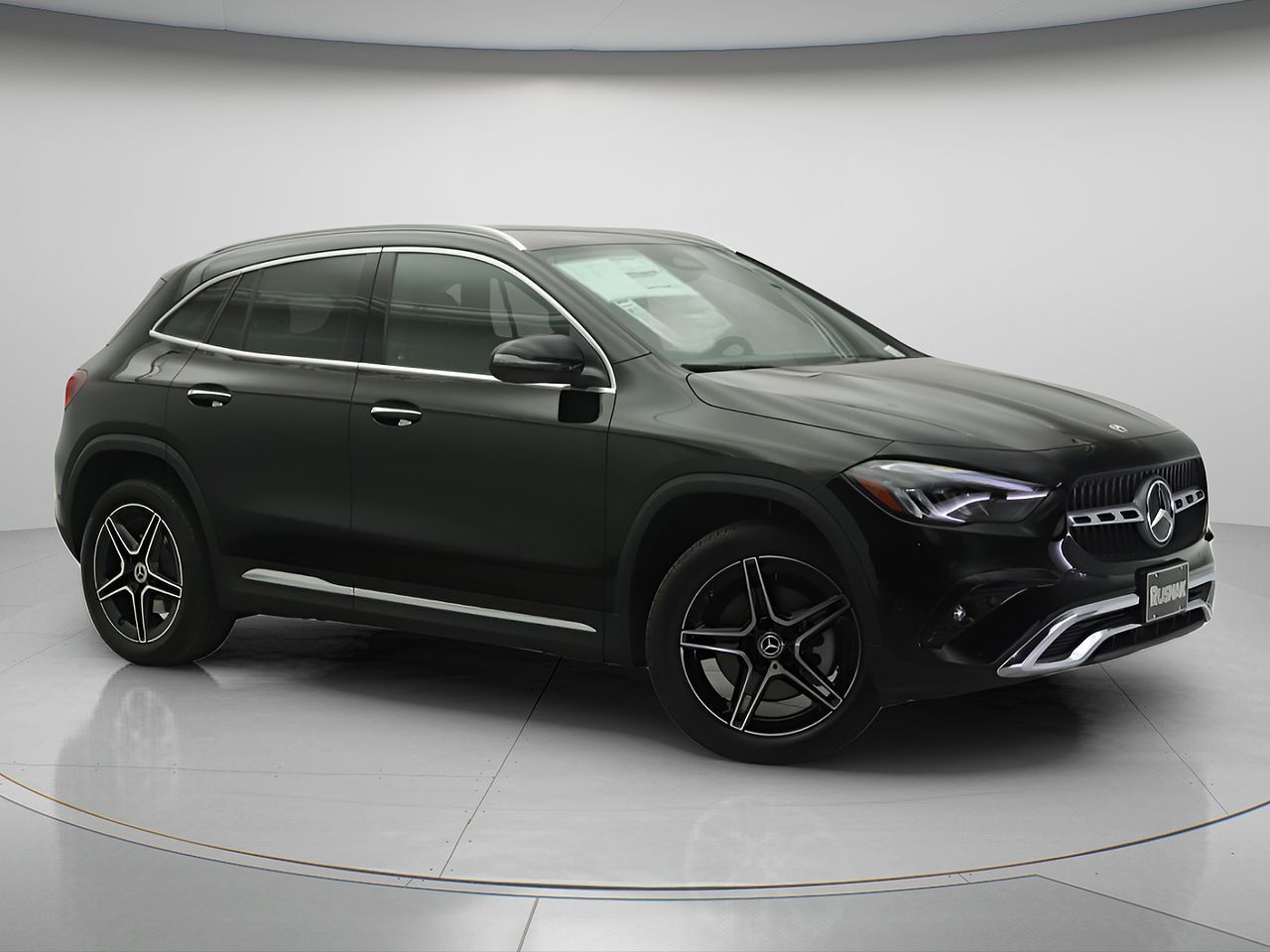 2026 MERCEDES-BENZ GLA-Class