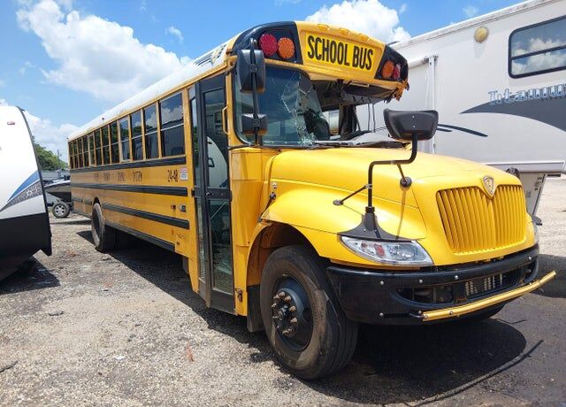 2024 IC BUS PB105