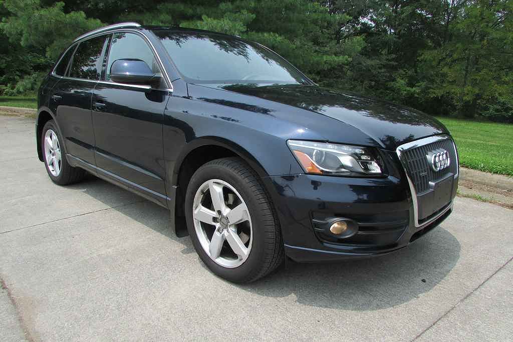 2011 AUDI Q5