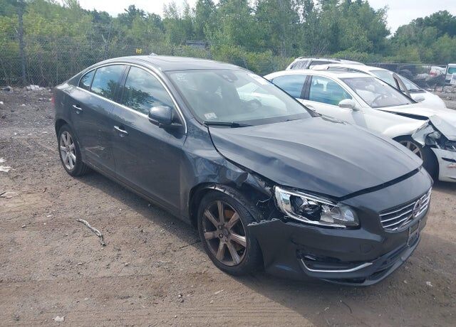 2016 VOLVO S60