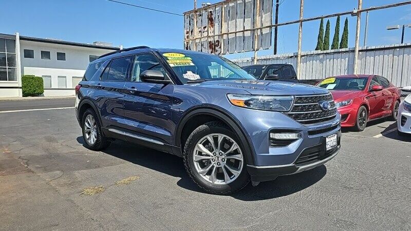 2021 FORD Explorer
