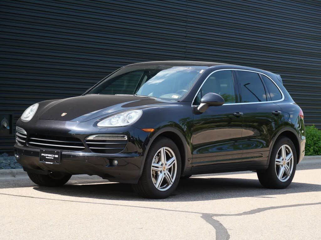 2014 PORSCHE Cayenne