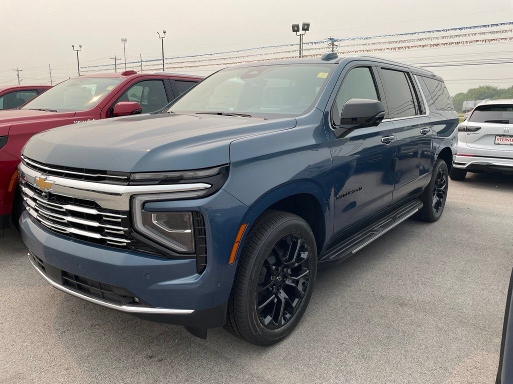 2026 CHEVROLET Suburban