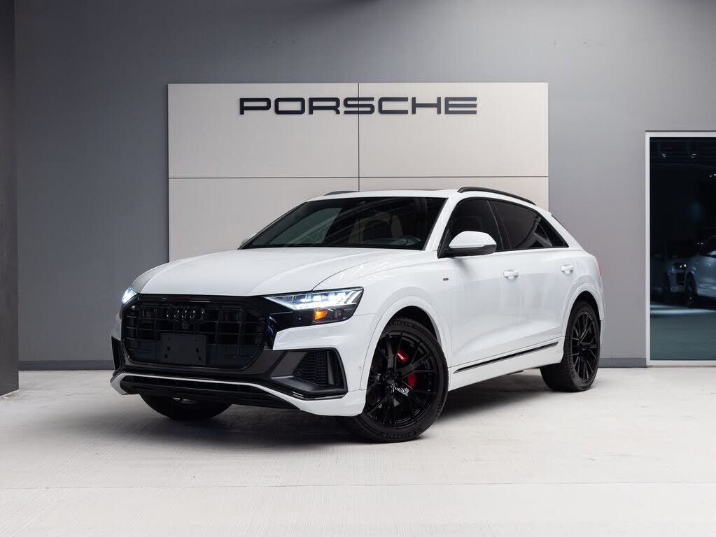 2021 AUDI Q8