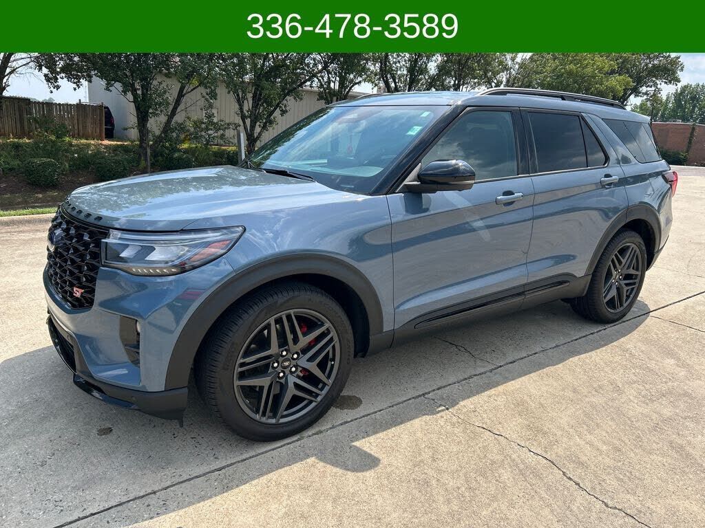 2025 FORD Explorer