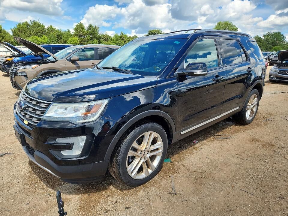2016 FORD Explorer
