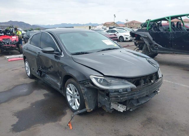 2015 CHRYSLER 200