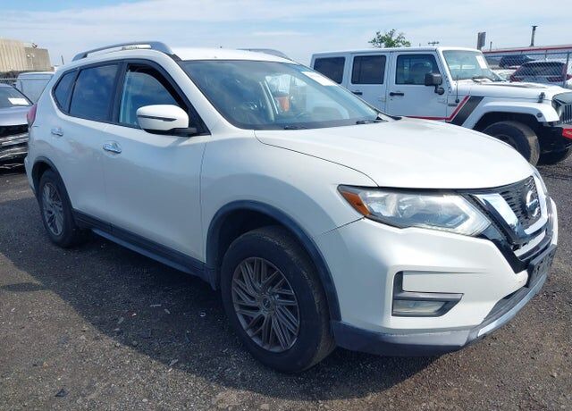 2017 NISSAN Rogue