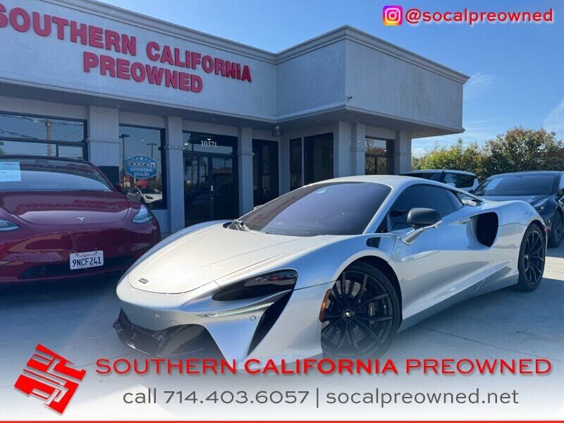 2023 MCLAREN ARTURA