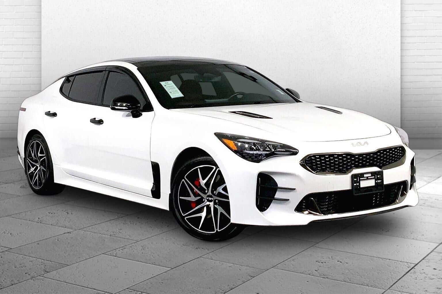 2023 KIA Stinger