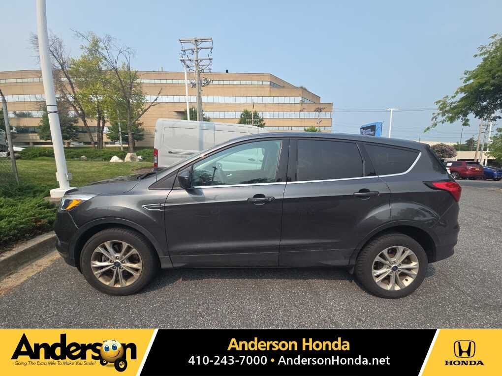 2019 FORD Escape