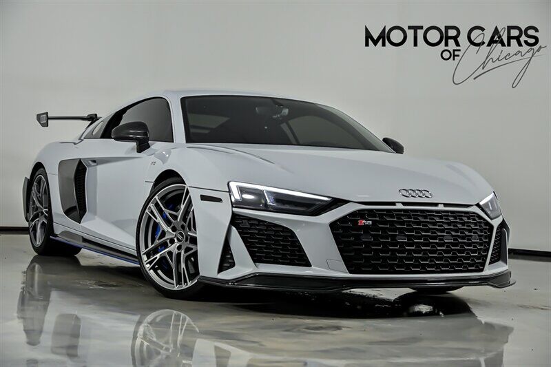 2022 AUDI R8