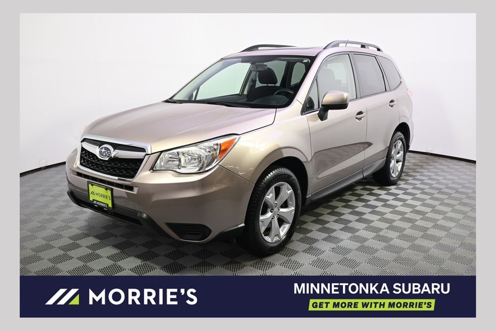 2015 SUBARU Forester